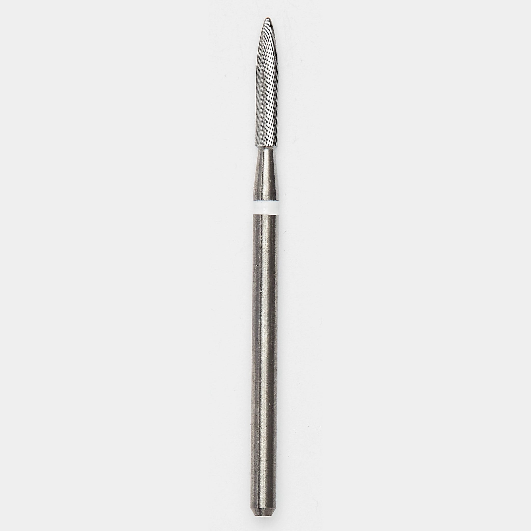 A flame-shaped carbide bur with fine, spiral ridges, used for precise smoothing and polishing of titanium implant surfaces during peri-implantitis treatments. The bur features a white marking for easy identification.
